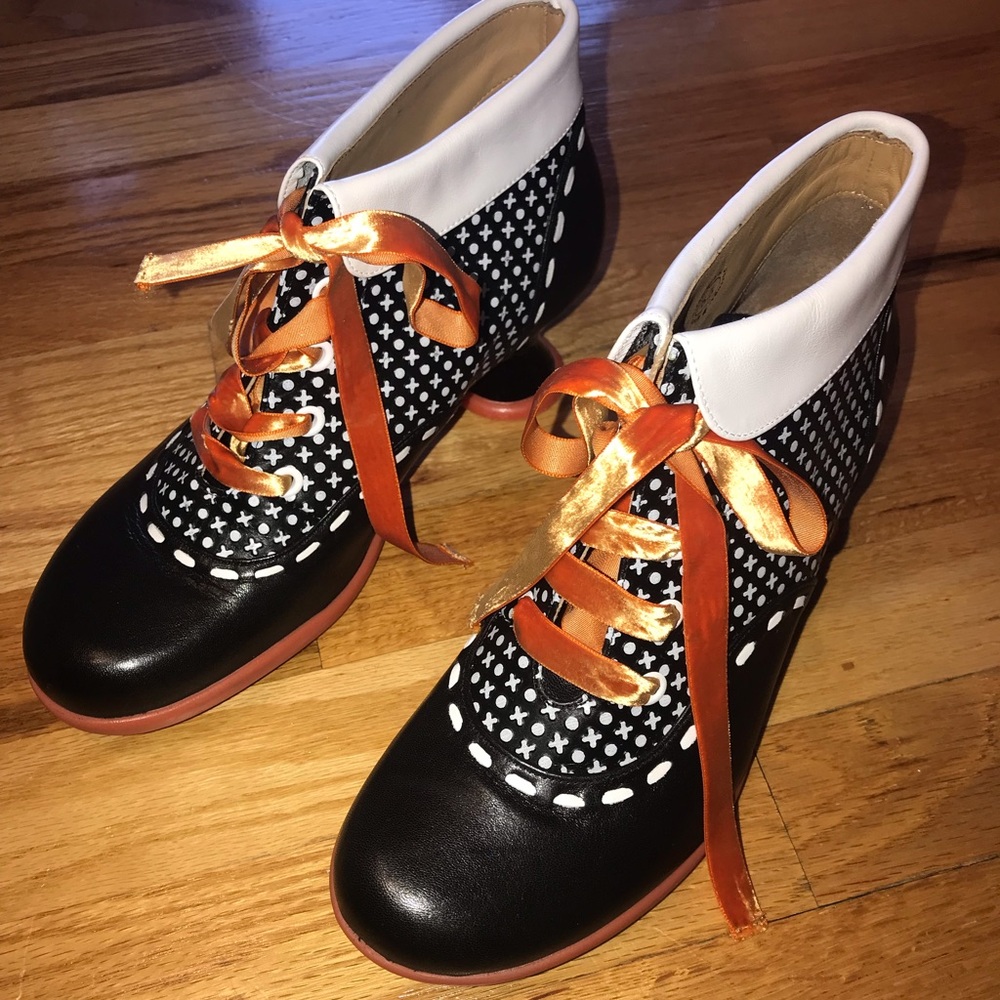 Black & white ankle boots